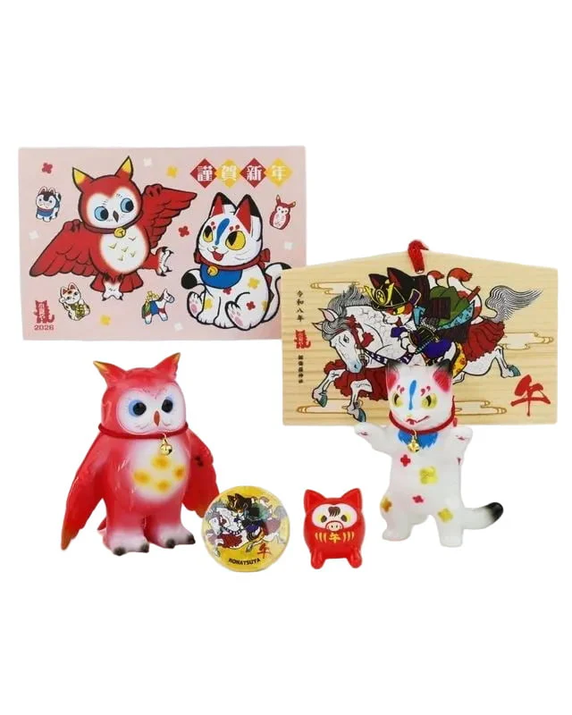 Vinyl, Plastic & Resin Toys